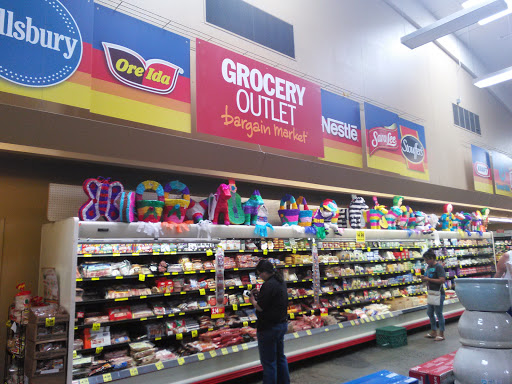 Grocery Store «Grocery Outlet Bargain Market», reviews and photos, 1125 W Main St, Merced, CA 95340, USA