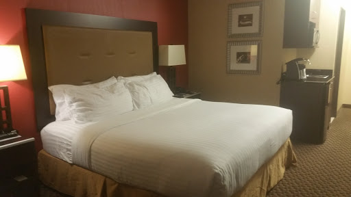 Holiday Inn Express & Suites Eugene Downtown - University by IHG