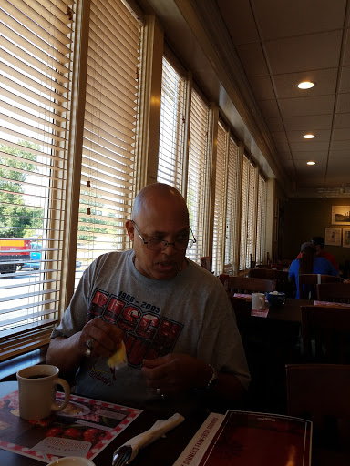 Family Restaurant «Bob Evans», reviews and photos, 3583 Pennridge Dr, Bridgeton, MO 63044, USA