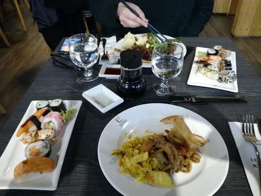 LUCKIEFUN'S RESTAURANT