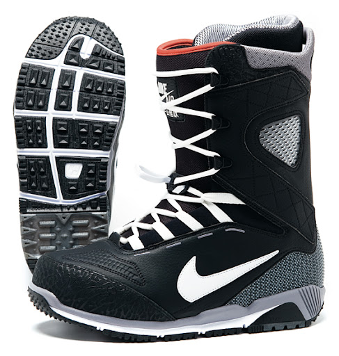 nike zoom ites snowboard boots