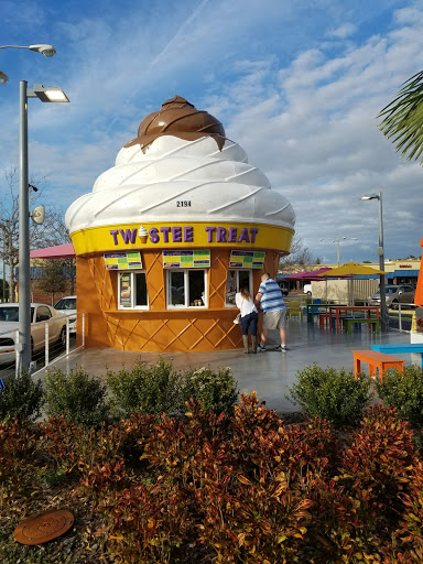 Ice Cream Shop «Twistee Treat Largo», reviews and photos, 2194 E Bay Dr, Largo, FL 33771, USA