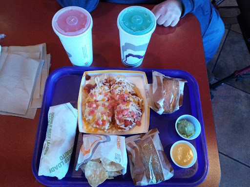 Mexican Restaurant «Taco Bell», reviews and photos, 650 Nilles Rd, Fairfield, OH 45014, USA