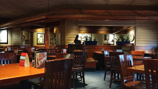 Seafood Restaurant «Red Lobster», reviews and photos, 8500 State Hwy 47, Minneapolis, MN 55433, USA