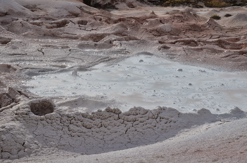 yellowstone fountain paint pot