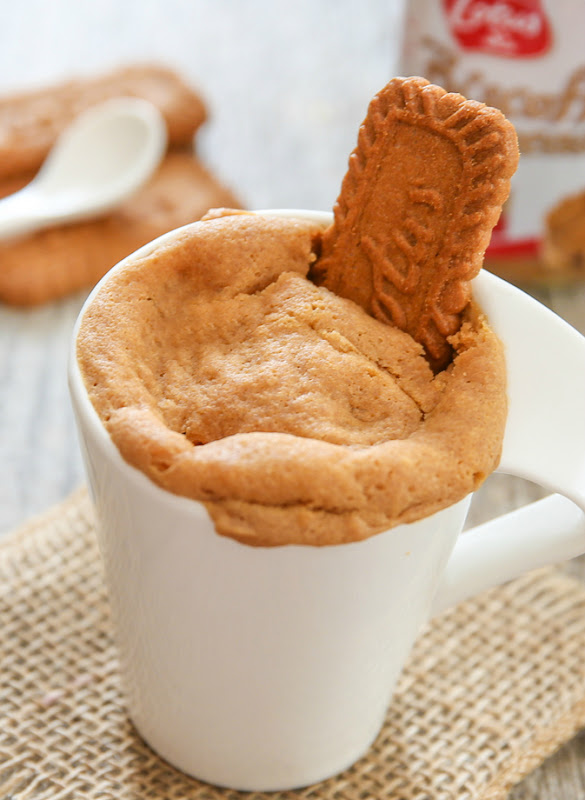 4 Ingredient Cookie Butter Mug Cake with a biscoff cookie