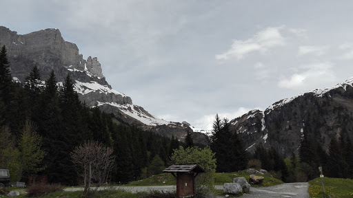 Le Chatelet D'Ayères