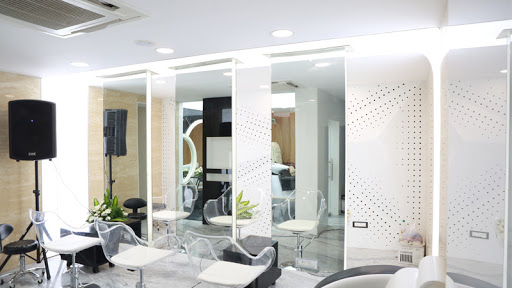 TONI&GUY Racecourse,Coimbatore, No.11, Thirugnanasambandam Road, (Near Bishop Appasamy College), Racecourse, Coimbatore, Tamil Nadu 641018, India, Hairdresser, state TN