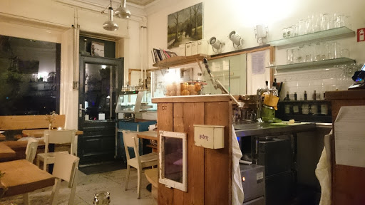 Cafe Hubert