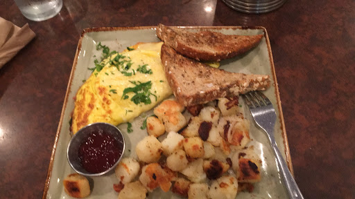 Breakfast Restaurant «First Watch - Cortez Road», reviews and photos, 7118 Cortez Rd W, Bradenton, FL 34210, USA