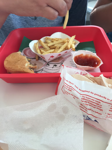 Hamburger Restaurant «In-N-Out Burger», reviews and photos, 5298 TX-121, The Colony, TX 75056, USA