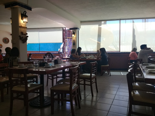 Doña Chilaca, Av. Miguel de Cervantes Saavedra Sur 208, Lomas de Arbide, 37368 León, Gto., México, Restaurante de brunch | GTO