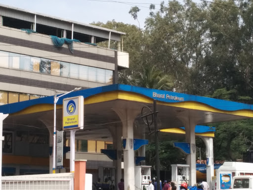 Bharat Petroleum Fuel Station, 134, H A L Old Airport Rd, HAL 2nd Stage, Kodihalli, Bengaluru, Karnataka 560017, India, CNG_Station, state KA