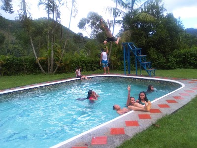 Photos of Piscina El Manantial