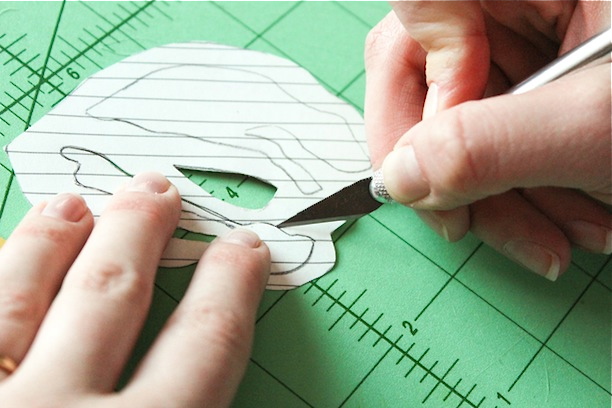 craft project: how to make a papercut valentine le Cœur