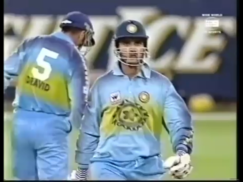 CricClips: Sourav Ganguly 100 vs Australia MCG 1999_00