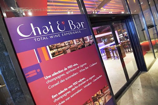 Chai & Bar Total Wine Experience - Fort Jaco