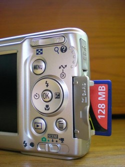 nikon coolpix l12