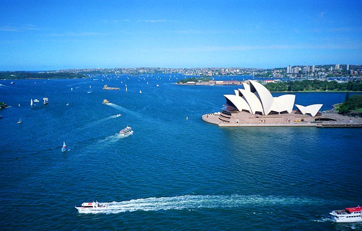 Sydney opera house,Tourist Attractions in Australia