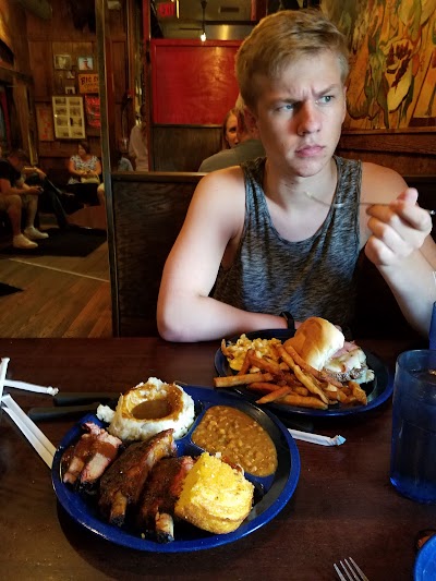 Photos of Dinosaur Bar-B-Que
