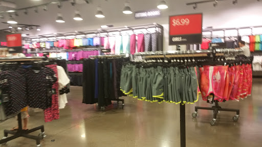 Sporting Goods Store «Nike Clearance Store», reviews and photos, 5000 S Arizona Mills Cir #240, Tempe, AZ 85282, USA