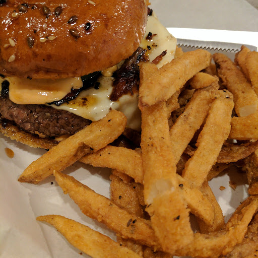 Hamburger Restaurant «Algoma Burger Company», reviews and photos, 604 4th St, Algoma, WI 54201, USA