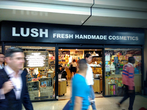 Lush Cosmetics Victoria Station