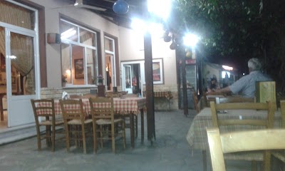 Photos of &Tau;&alpha;&beta;&epsilon;&rho;&nu;&alpha; "&Alpha;&lambda;έ&kappa;&omicron;&sigmaf;"