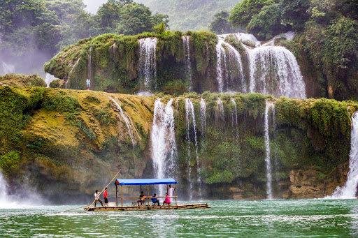Magnifiques Chutes D Eau