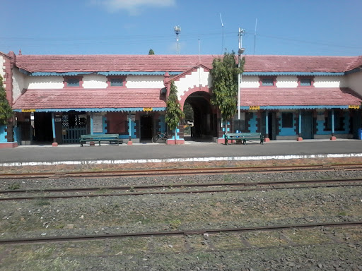 Amreli, Station Rd, Pragati Nagar, D.L.B. Society, Amreli, Gujarat 365601, India, Underground_Station, state GJ