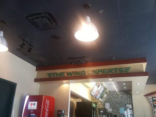 Chicken Wings Restaurant «Wingstop», reviews and photos, 550 Farmington Ave, Hartford, CT 06105, USA