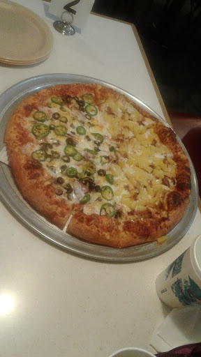 Pizza Restaurant «Lamppost Pizza», reviews and photos, 8065 Elk Grove Florin Rd # 100, Sacramento, CA 95829, USA