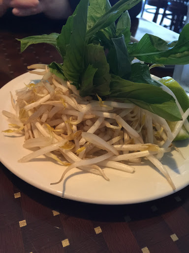 Vietnamese Restaurant «Saigon Palace Restaurant», reviews and photos, 10 Mayo Rd, Edgewater, MD 21037, USA