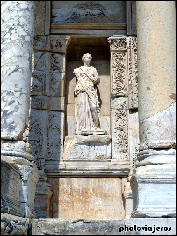 Biblioteca de Celso de Efeso