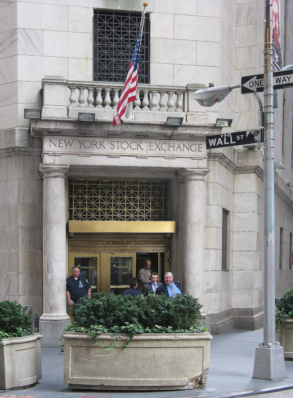 Бродвей, Нью-Йорк, США - 16 июня 2011 года NYSE