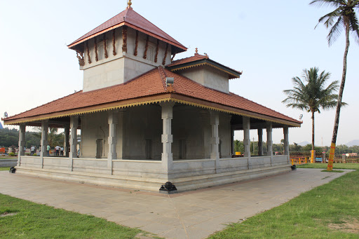 Deviramma Temple Bindiga, Bindiga Estate Rd, Bindiga, Karnataka 577137, India, Place_of_Worship, state KA