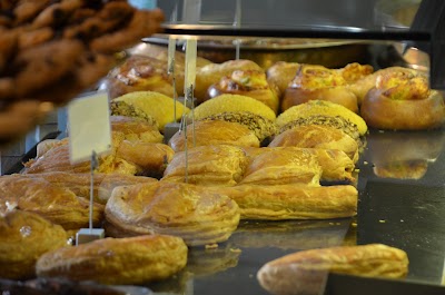 Photos of BAKE n ROLL