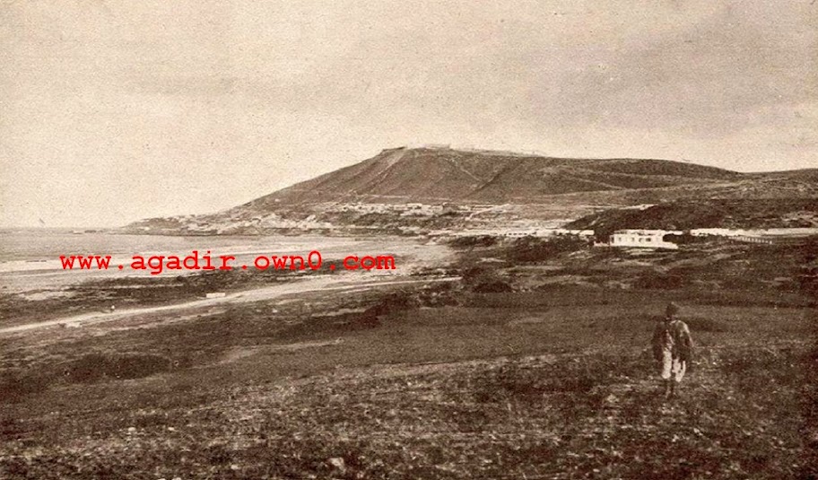 شاطئ اكادير قبل وبعد الزلزال سنة 1960 Bh