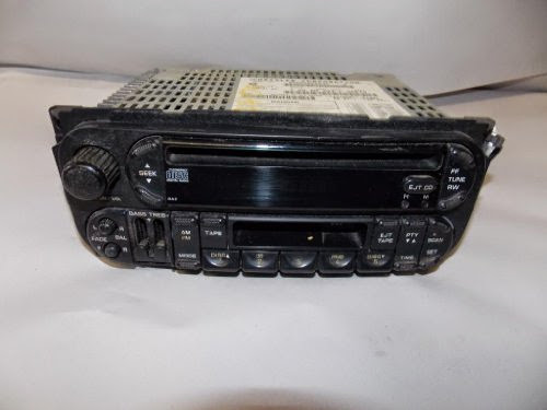  02-07 06 Dodge Durango Ram Wrangler Caravan Radio CD Player Tape 2005 2006 #4863