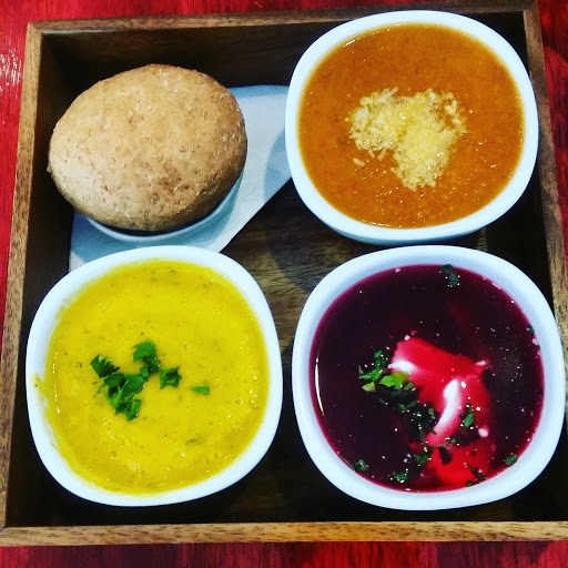 Sana Souphouse