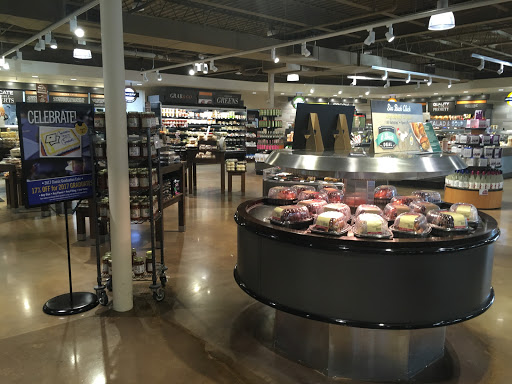 Grocery Store «Lunds & Byerlys Prior Lake», reviews and photos, 16731 E Hwy 13, Prior Lake, MN 55372, USA