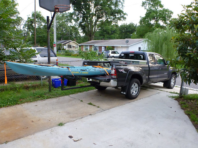 Anyone haul a Canoe on their truck.???