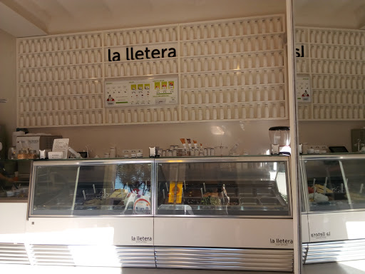 La Lletera gelats i iogurts artesans