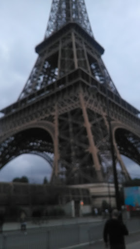 Parking Pullman Tour Eiffel