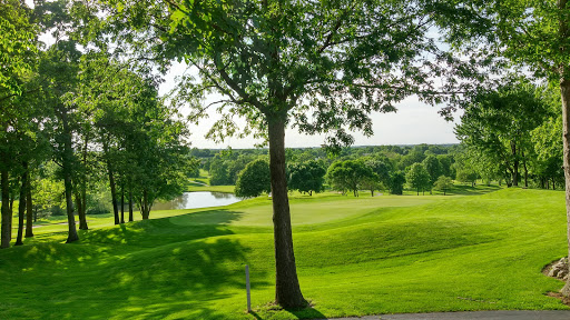 Country Club «Lake Forest Golf & Country Clb», reviews and photos, 300 Yard Dr, Lake St Louis, MO 63367, USA