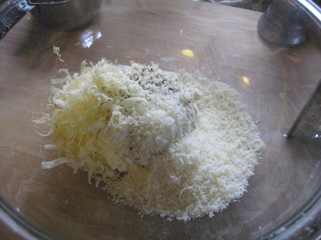 Ricotta filling with grated cheese, egg, mozzarella, etc.