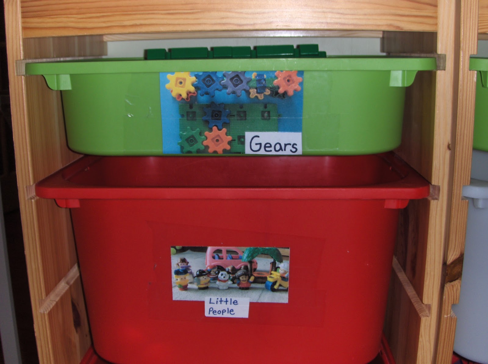 Raising Our Family Tuesday's Tips Labeled Toy Bins