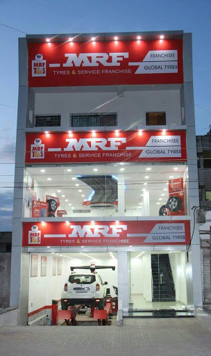 Global Tyres, Shop No.40, Nagpur Road, Wardha, MSH 3, Nalwadi, Wardha, Maharashtra 442001, India, Tyre_Shop, state MH
