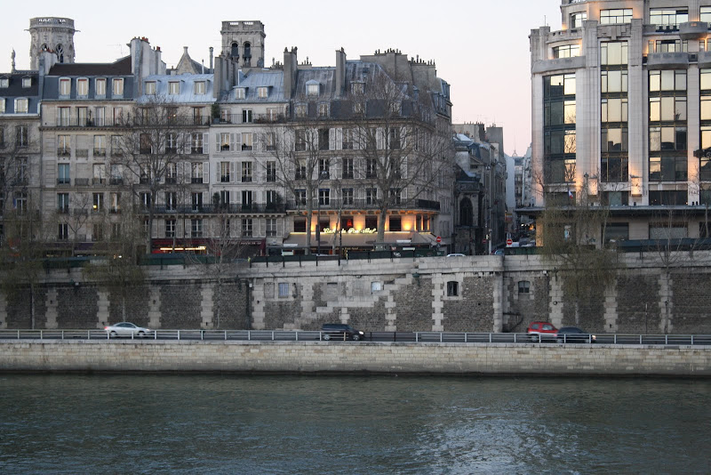 Caf� du Pont Neuf