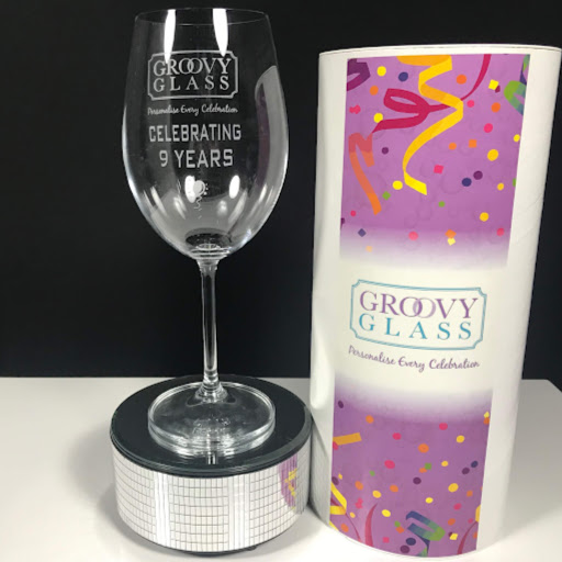 Groovy Glass logo